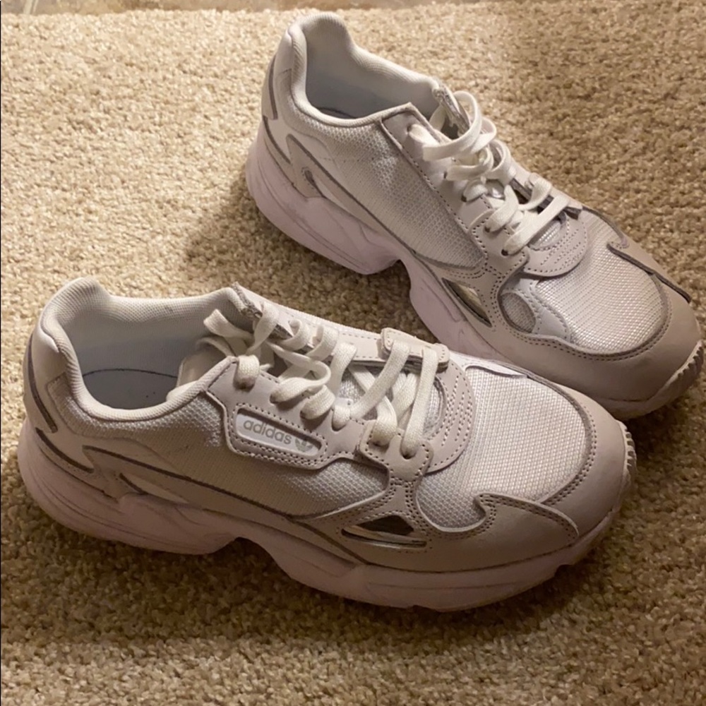 Adidas Falcon Size 7